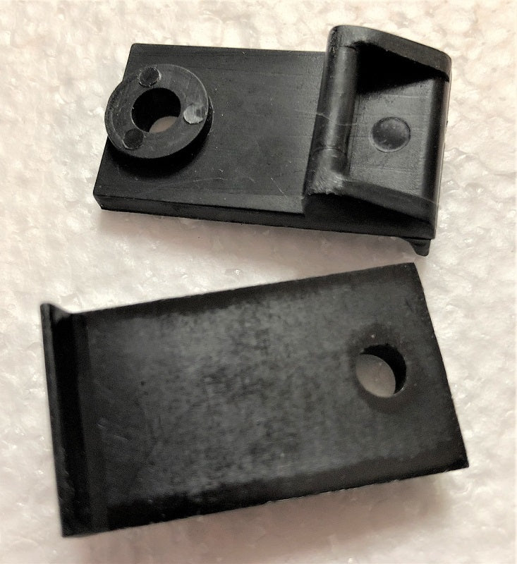 4 Table Rim Clips 1.42" x  .77" - Helps Attach Rims to Table Legs