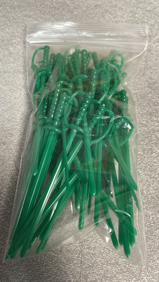 50 Pack Green Plastic Sword 3.25" Cocktail/Appetizer Picks