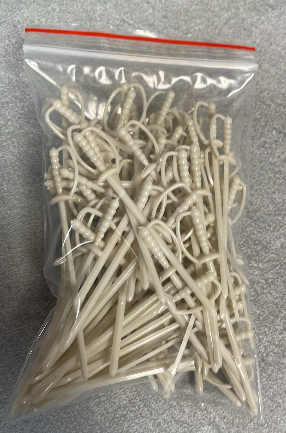100 Pack White Plastic Sword 3.25" Cocktail/Appetizer Picks