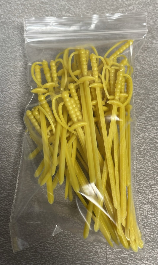 50 Pack Yellow Plastic Sword 3.25" Cocktail/Appetizer Picks