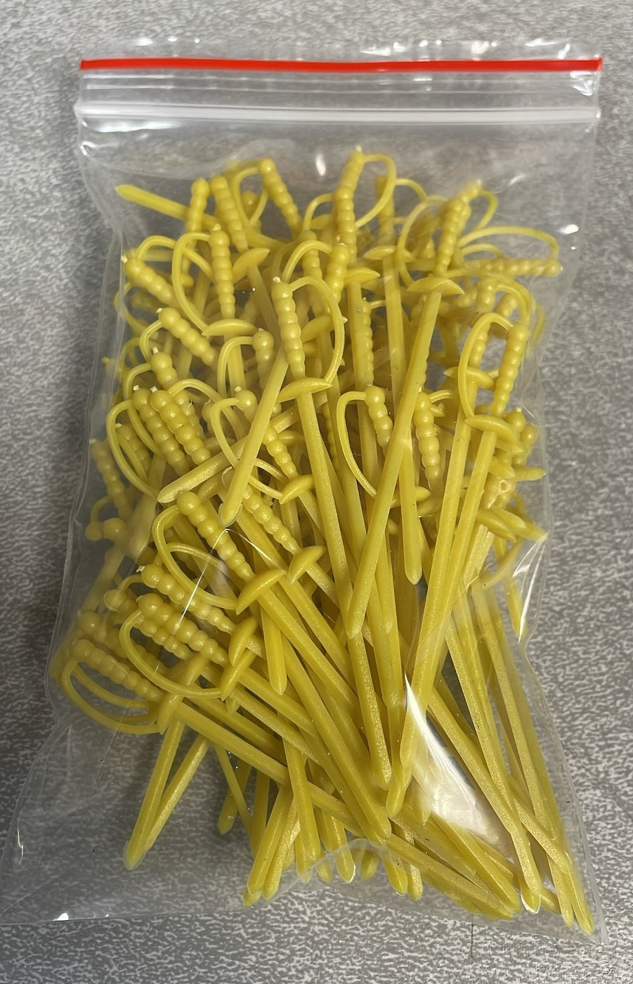 100 Pack Yellow Plastic Sword 3.25" Cocktail/Appetizer Picks